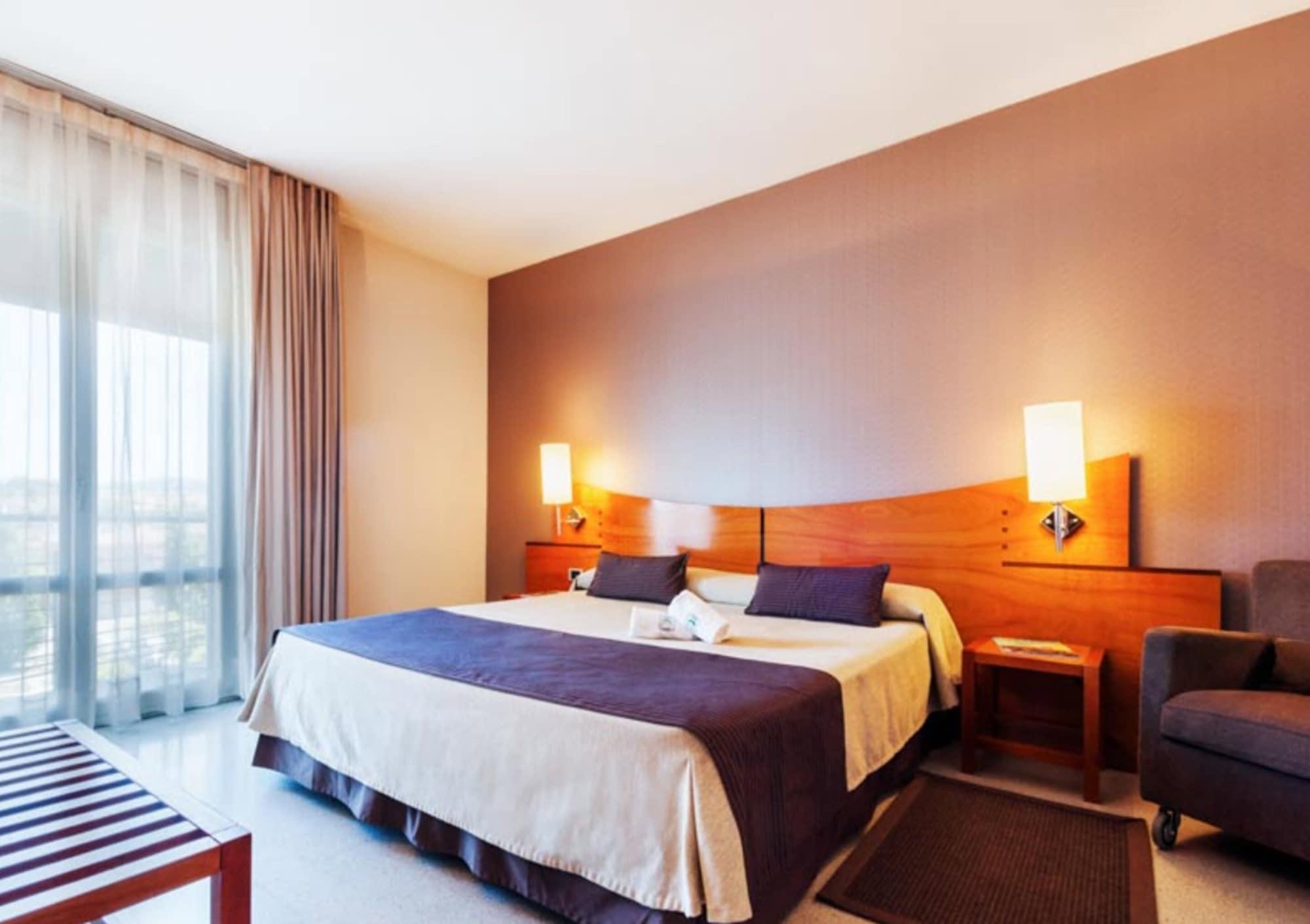 Hotel Granollers Kültér fotó