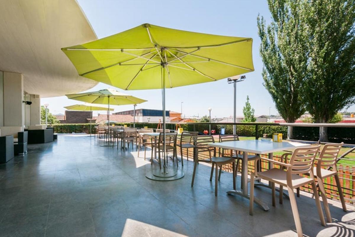 Hotel Granollers Kültér fotó