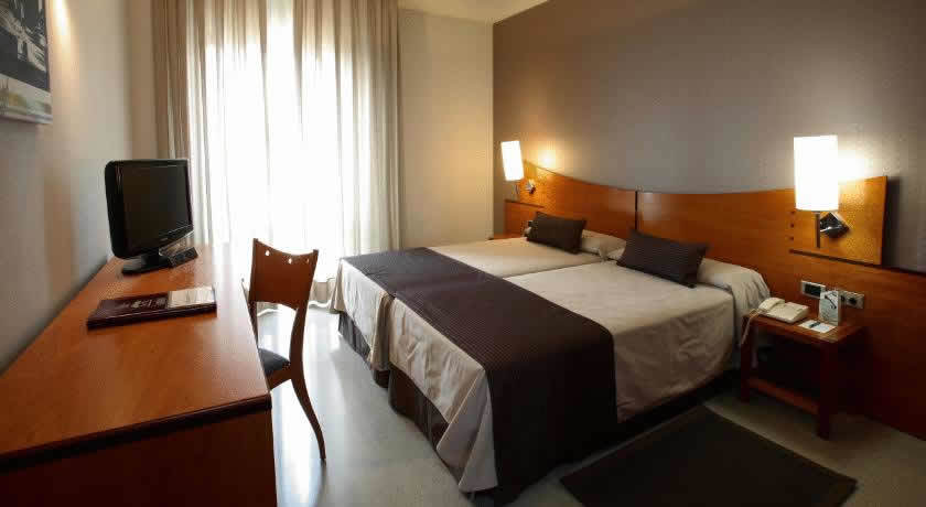 Hotel Granollers Kültér fotó