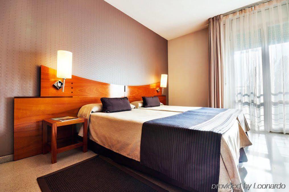 Hotel Granollers Kültér fotó